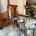 Chez Marie, Petit Cocon Avec Piscine Casa de Férias