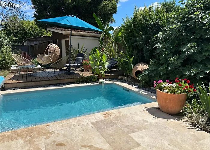 Chez Marie, Petit Cocon Avec Piscine Semesterbostad Saint-Avit-Saint-Nazaire