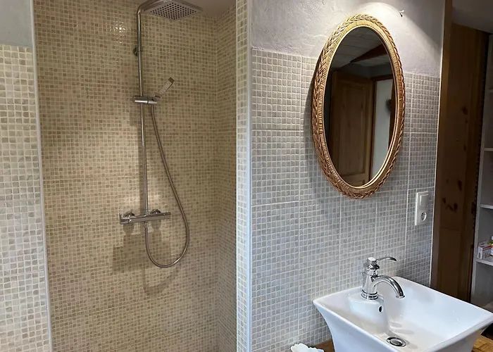 Chez Marie, Petit Cocon Avec Piscine *